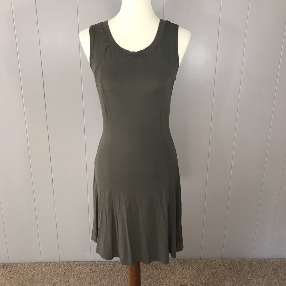 Suzanne Betro olive swing dress